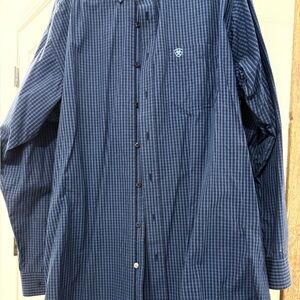 Men’s Ariat button up long sleeve